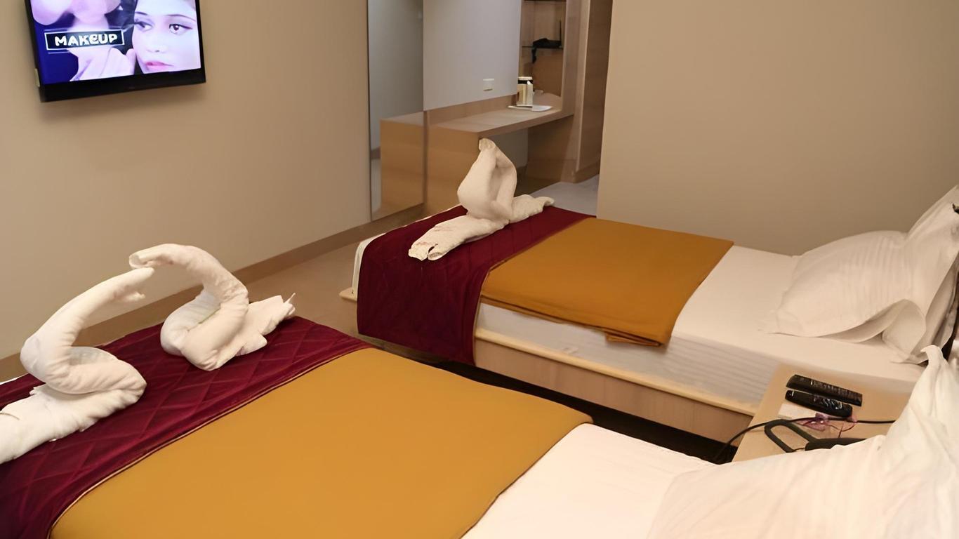 The Palm Residency- Ariyanoor