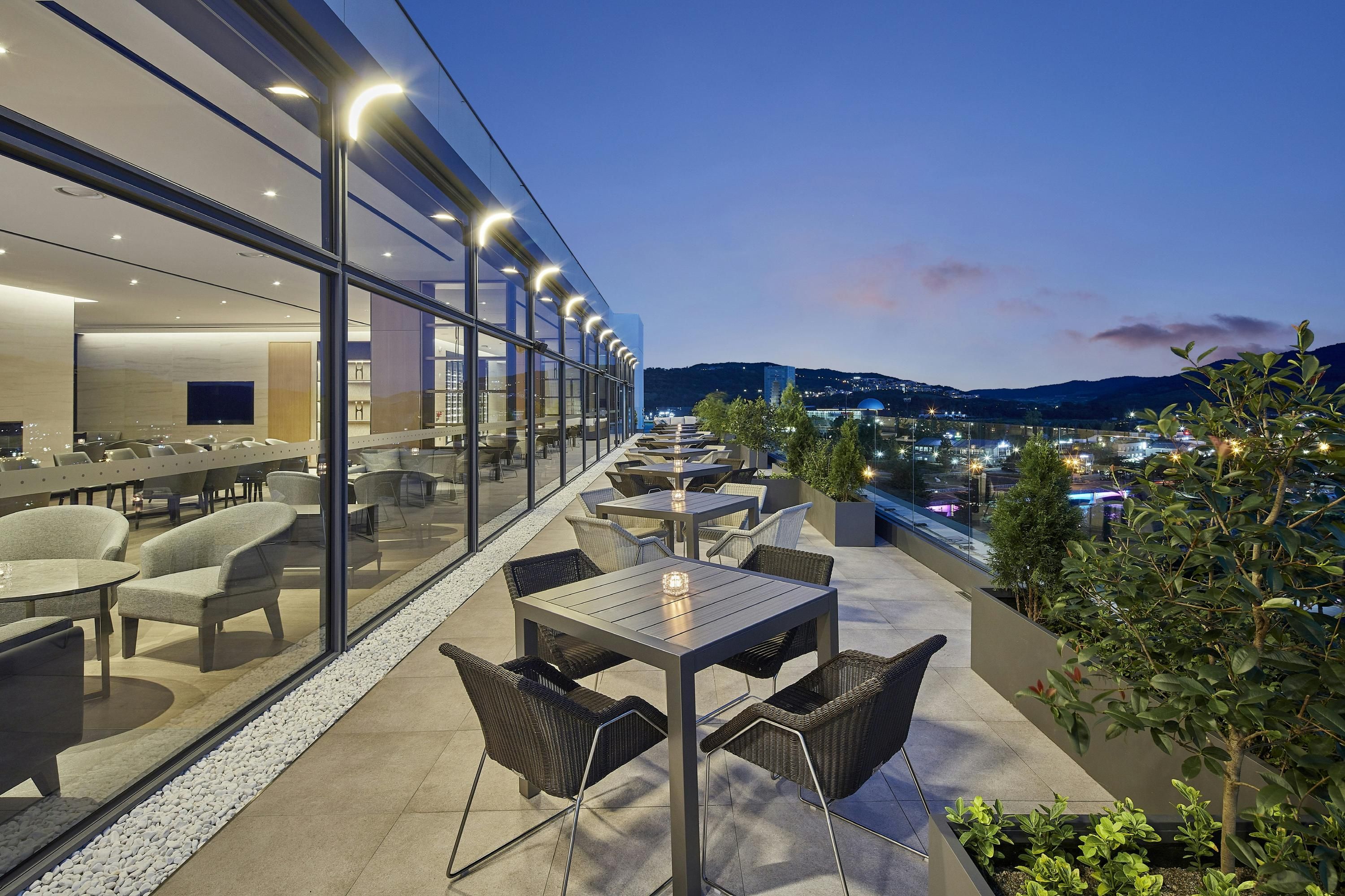 Hilton Gyeongju - Gyeongju - Balcony