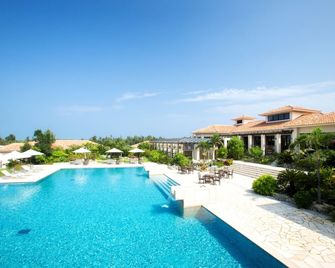 Hoshino Resorts Risonare Kohamajima - Taketomi - Pool
