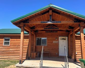 Days End Campground and RV Park - Sturgis - Gebouw