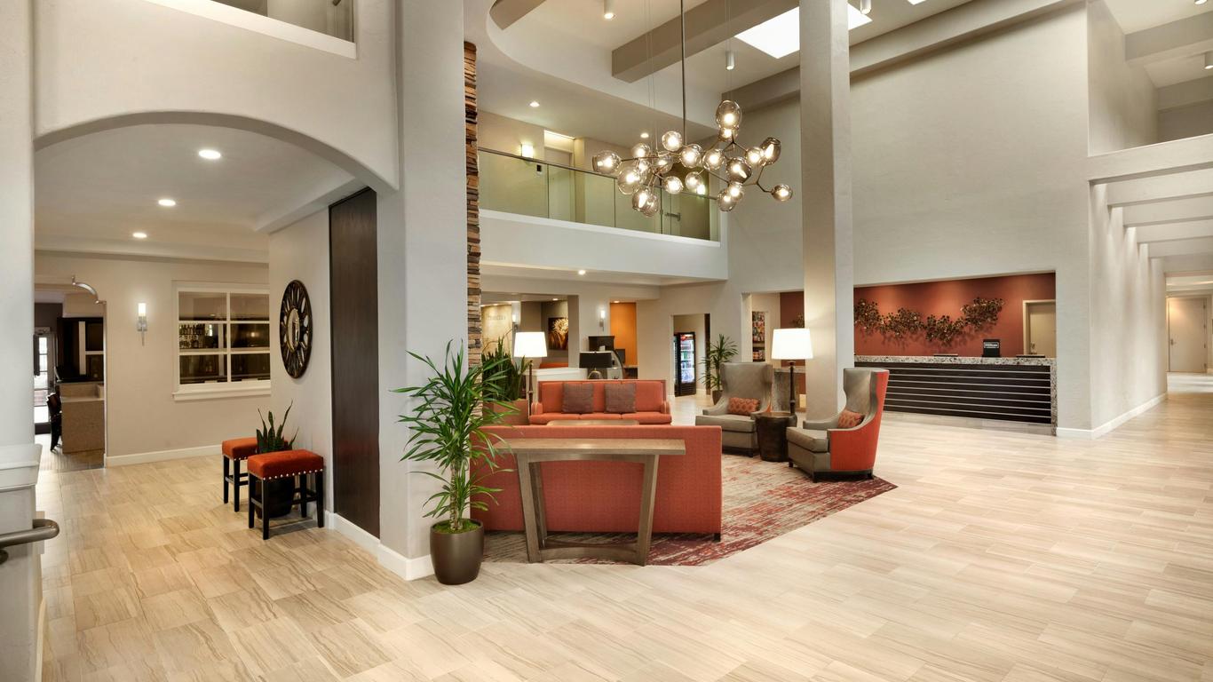 Embassy Suites by Hilton Temecula Valley Wine Country