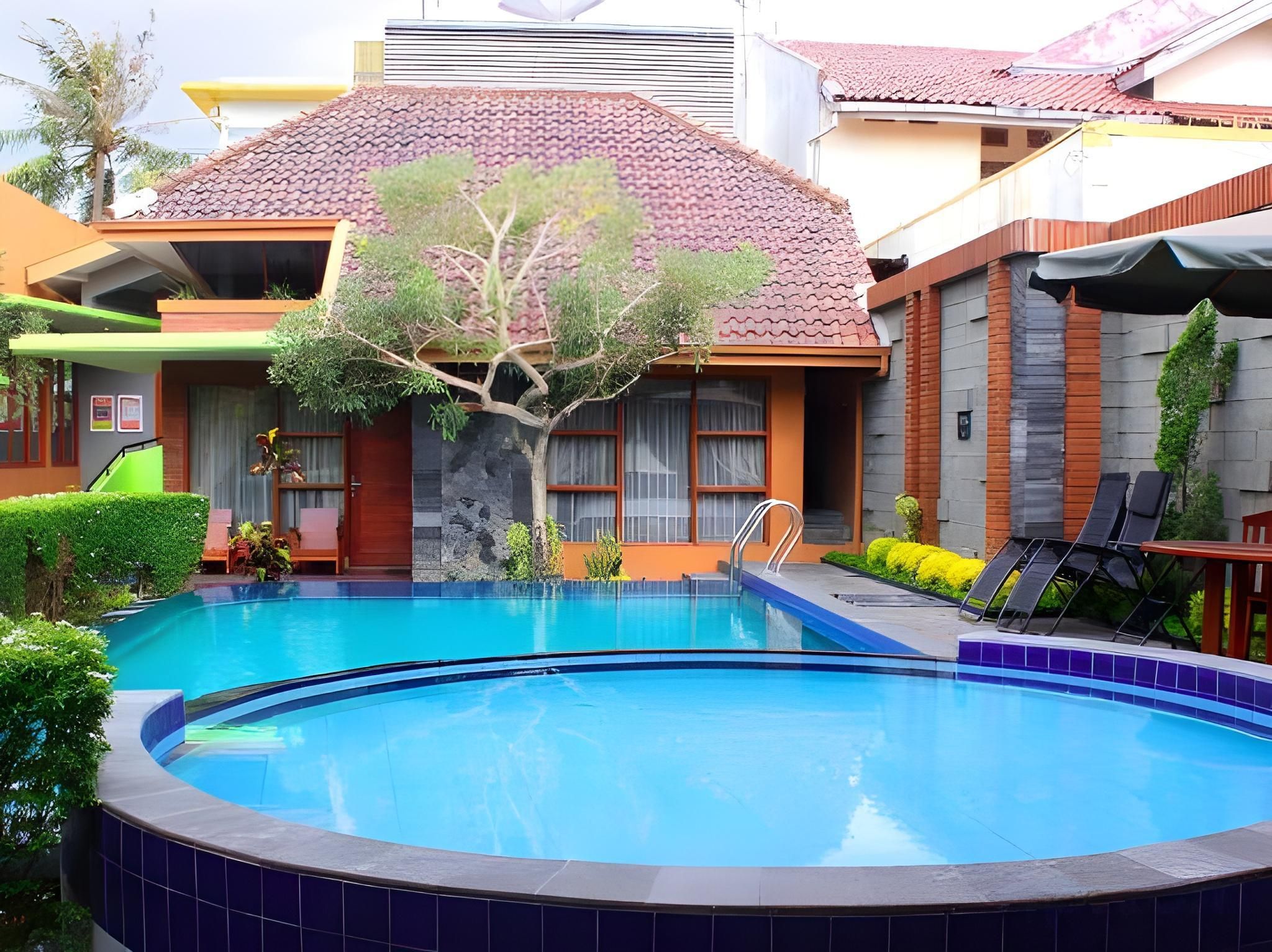 Rumput Hotel Resort & Resto