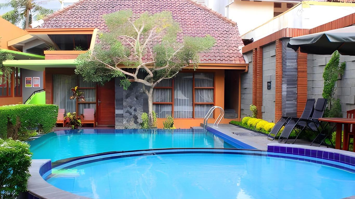 Rumput Hotel Resort & Resto