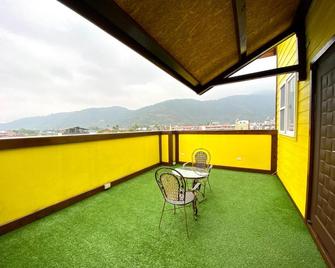 Puli Diary - Nantou City - Balkon