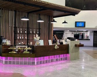 Hotel Corona Plaza - Rosarito - Vastaanotto