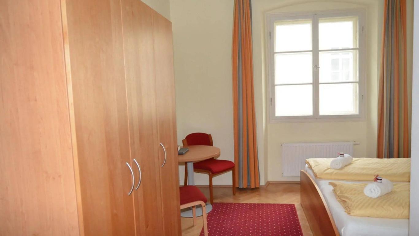Gästehaus im Priesterseminar Salzburg