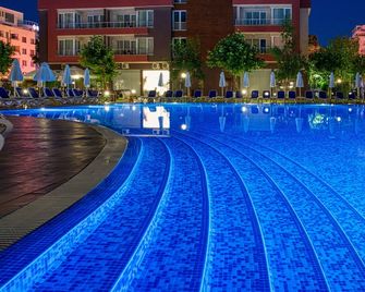 Asteria Family Sunny Beach - Sunny Beach - Piscina