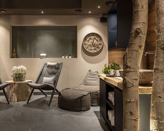 X Alp Hotel - Pozza di Fassa