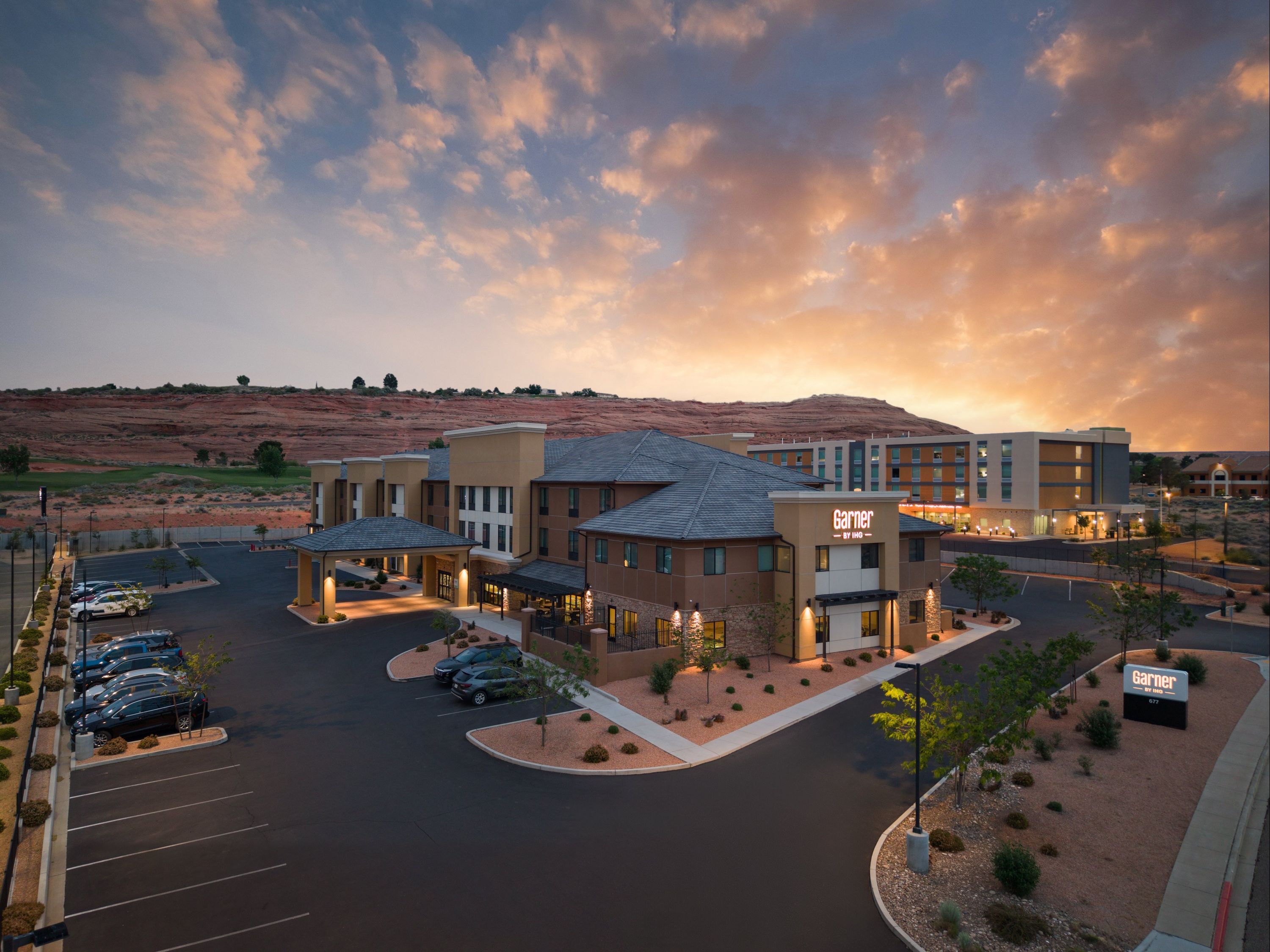 Garner Hotel Page - Lake Powell Area by IHG - פייג' - בניין