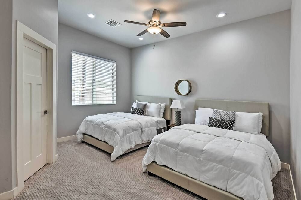 7 Mi to Dtwn Phoenix Group-Friendly Getaway - פיניקס - חדר שינה