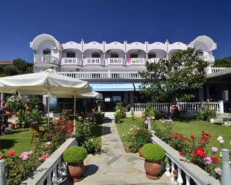 Hotel Olympiada - Vrachos - Building