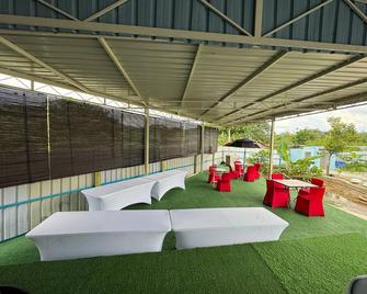 Darul Salam Dusun Resort & Waterpark - Kerteh - Lobby