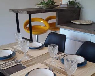 Blanes : cosy apartment 9 min from the beach - Blanes - Essbereich