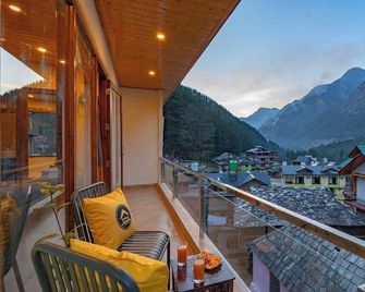 The Hosteller Kasol, Parvati Valley - Kasol - Balcony
