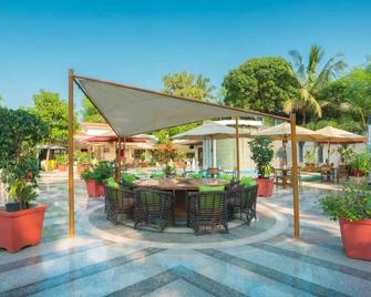 Andys Boutique Hotel 1979 - Bombay - Patio