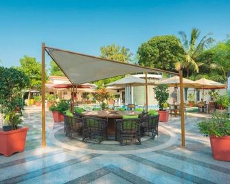 Andy's Boutique - מומבאי - פטיו