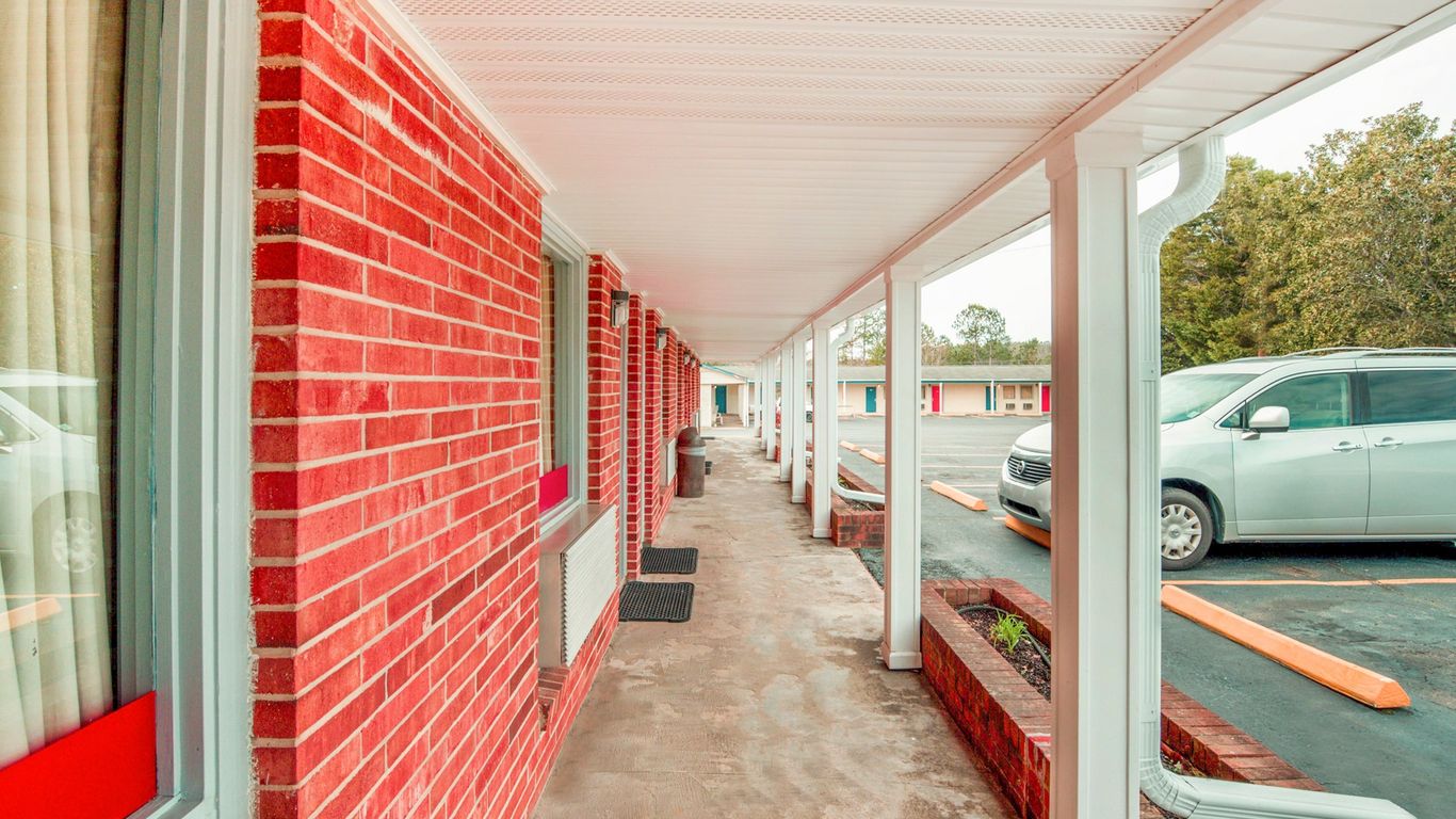 OYO Hotel Durham West Hills