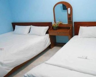 Lucky Backpacker Hostel - Vientiane - Bedroom