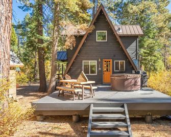 Mid Century Modern Cabin - The Tahoe A-Frame - Homewood