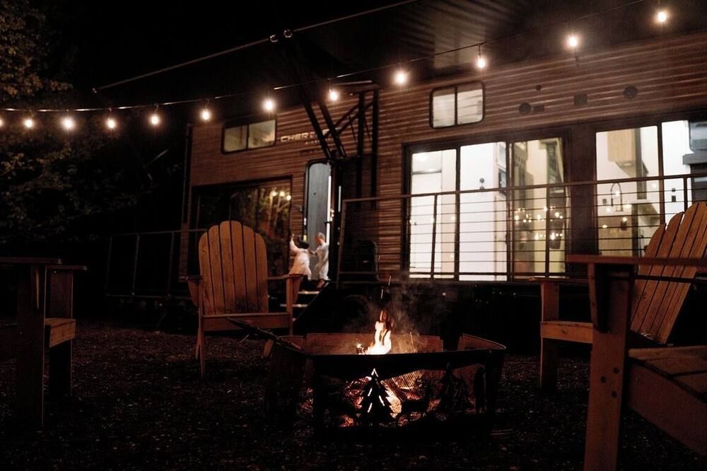 Close to DC! 2-bedroom 1-bath Tiny Home in tranquil Brandywine, MD