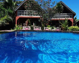 Hotel Ecolodge Le Ravoraha - Sainte Marie - Pool