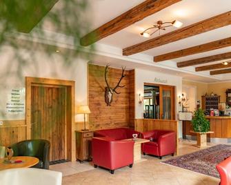 Sport & Familienhotel Bärenwirt - Aich - Recepción