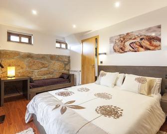 Visit Geres Welcome To Geres Flat T2 - Terras de Bouro - Bedroom