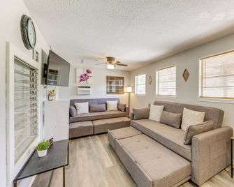 1 Mi to Somerville Lake: Home w/ Spacious Yard - Somerville - Sala de estar