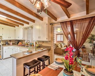 Renovated Tucson Gomez Casita w/ Yard 7 Mi to DT - Tucson - Küche