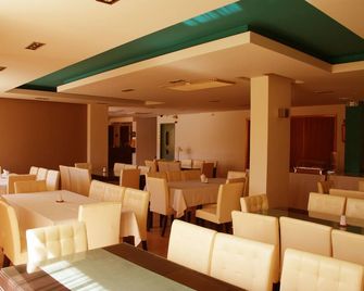 Saronis Hotel - Palaia Epidavros - Restaurace