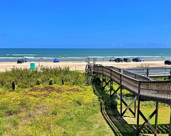 The Aloha Beach - Surfside Beach - Beach