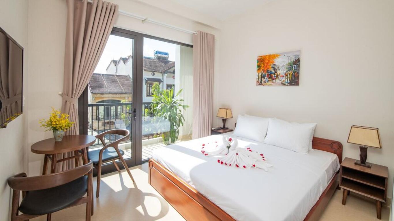 Backhome Hostel & Bar