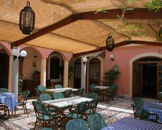 Villa Aurora - Le Castella - Terasa