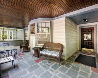 Comforts of your home in tranquility, Harvard Square - Cambridge
