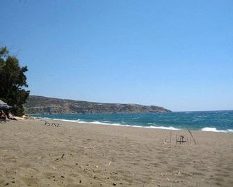 Knossos Hotel - Kalamaki - Spiaggia