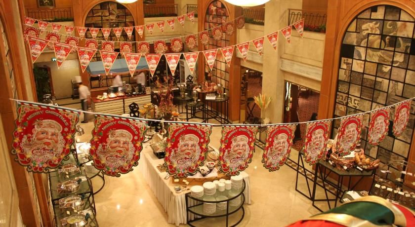 Qingdao Oceanwide Elite Hotel thumbnail 3