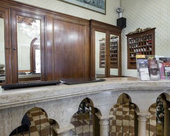 Hotel Torino - Venecia - Recepción