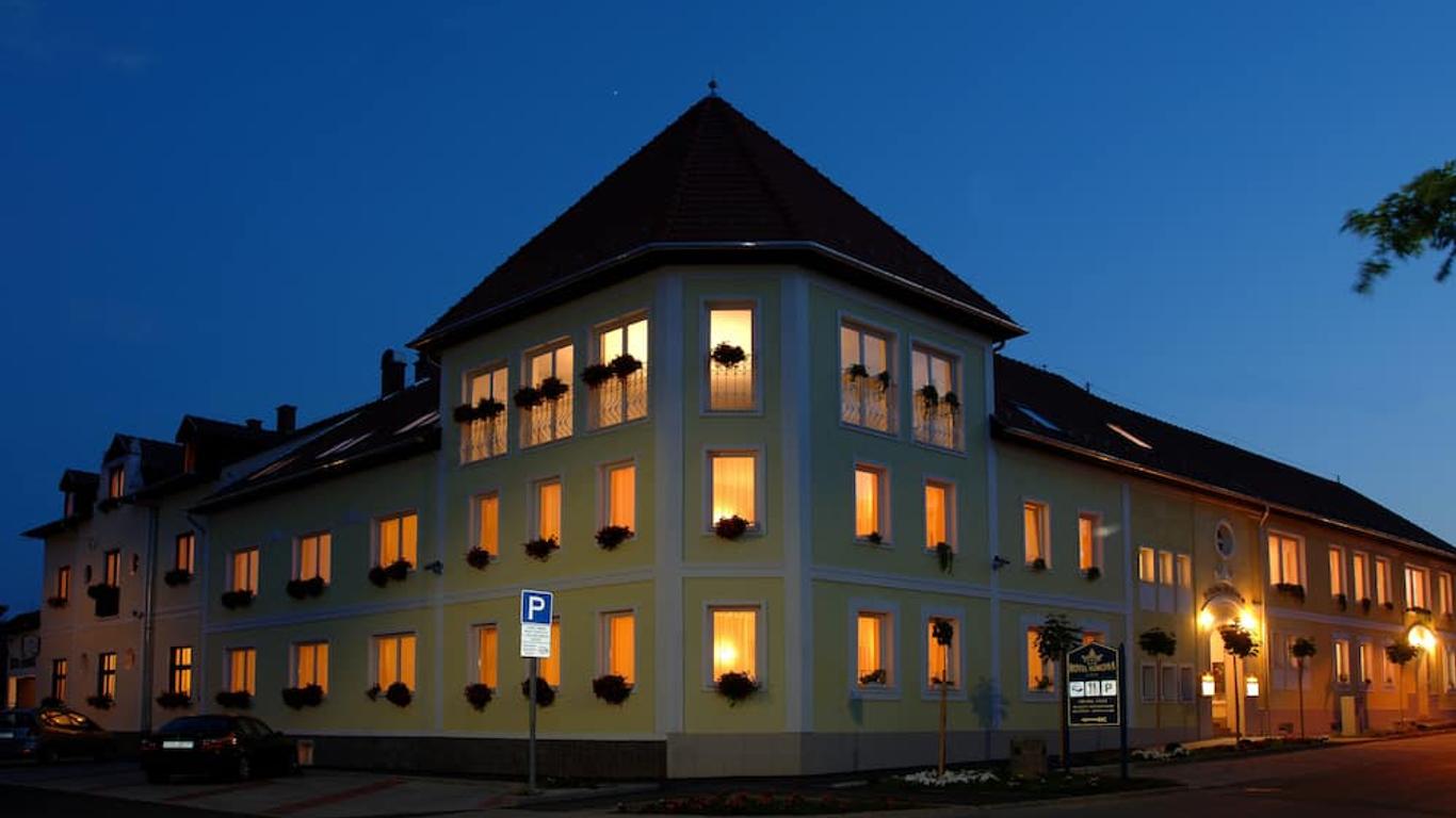 Hotel Korona Eger