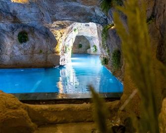 Damare Resort & Spa - Qormi - Pool