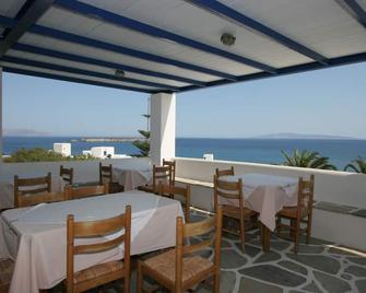Silver Rocks Hotel - Parikia - Balkong