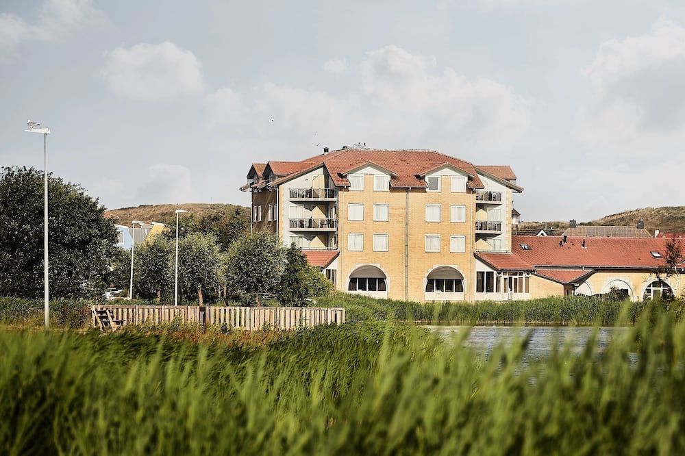 Hotel Greenside Texel - De Koog - Gebäude