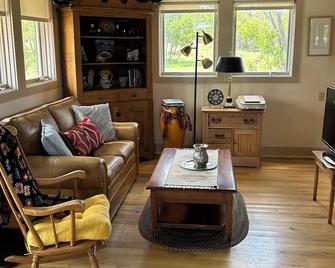 Nordic Nook with stars and mountain/color views, cozy and close to town - Durango - Sala de estar