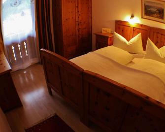 Gasthof zum Lowen - Aschau im Zillertal - Slaapkamer