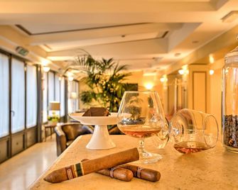 Hotel Spiaggia d'Oro - Charme & Boutique by Double Hospitality - Salò - Lounge