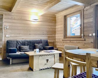 #AH11 The mountain charmer - Huez - Living room