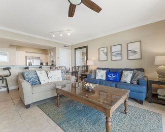 Emerald Beach Resort 2235 - Panama City Beach
