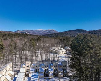 Unique Thornton Townhome Swim, Ski, and Hike! - Thornton - Vista del exterior