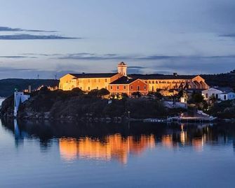 Hotel del Almirante - Эс-Кастель