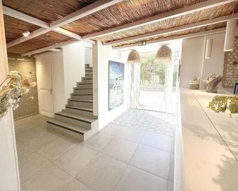 Blanc Sable Hôtel - Vallauris - Lobby