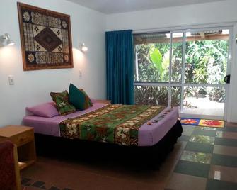 Gecko Lodge Fiji Private Hotel - Savusavu - Bedroom